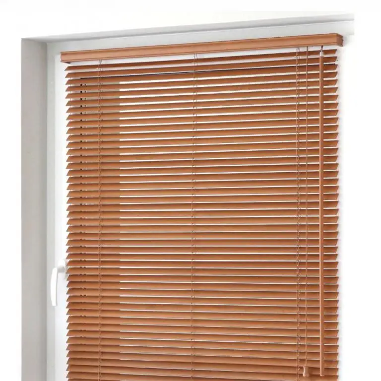 drevene-zaluzie-lamela-25-mm.jpg